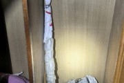 张家港市民从旧柜摸出“老物件”，拆封竟是把老式气枪！