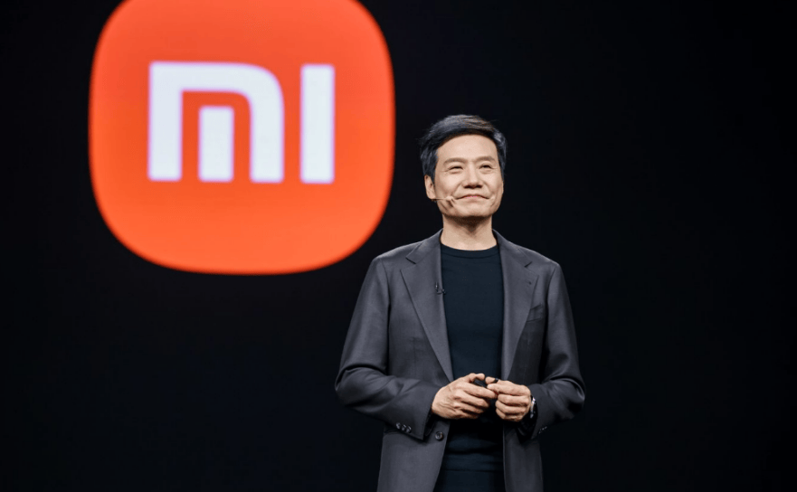 “无败绩”的罗永浩、下厨的刘强东、硬刚苹果的雷军...大佬们集体搞事为哪般？
